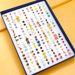 100 pairs Random style stud Earrings